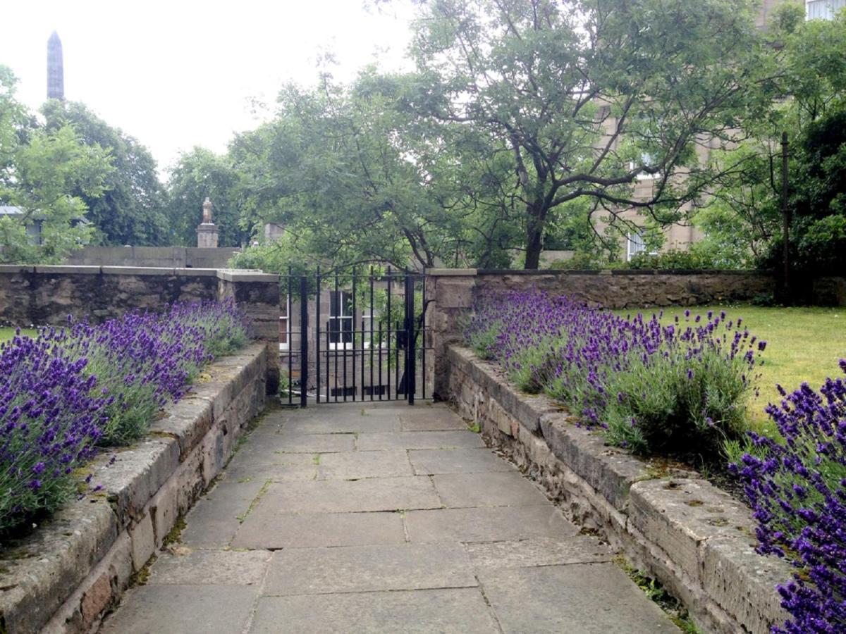 F1- Very Nice City Centre Apartment Edinburgh Luaran gambar